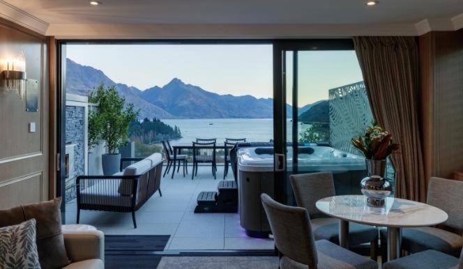 The Carlin Boutique Hotel Queenstown Exterior photo